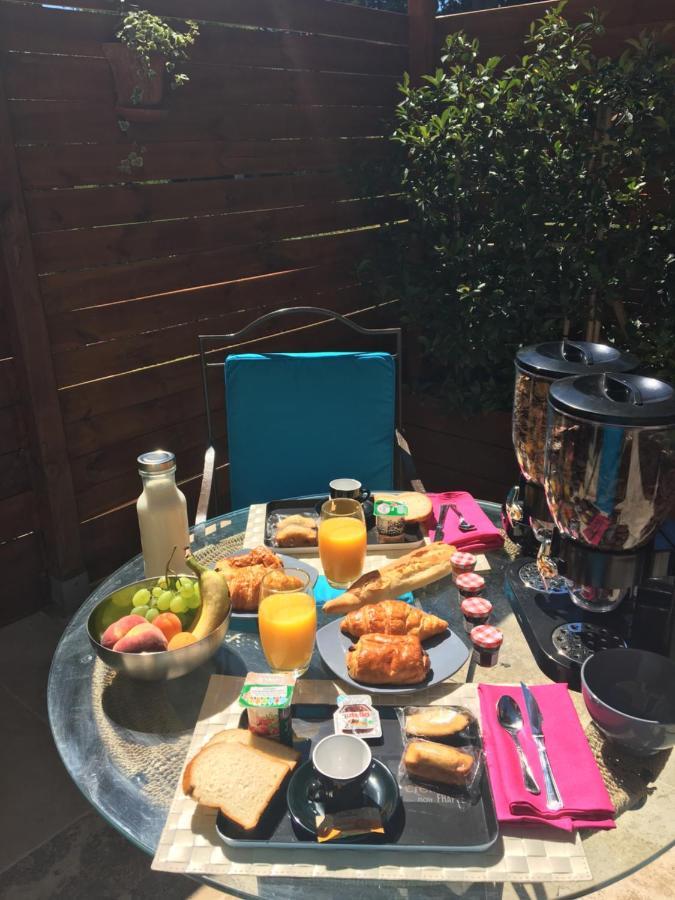 Desir'Oom Bed & Breakfast Cabannes Exterior foto